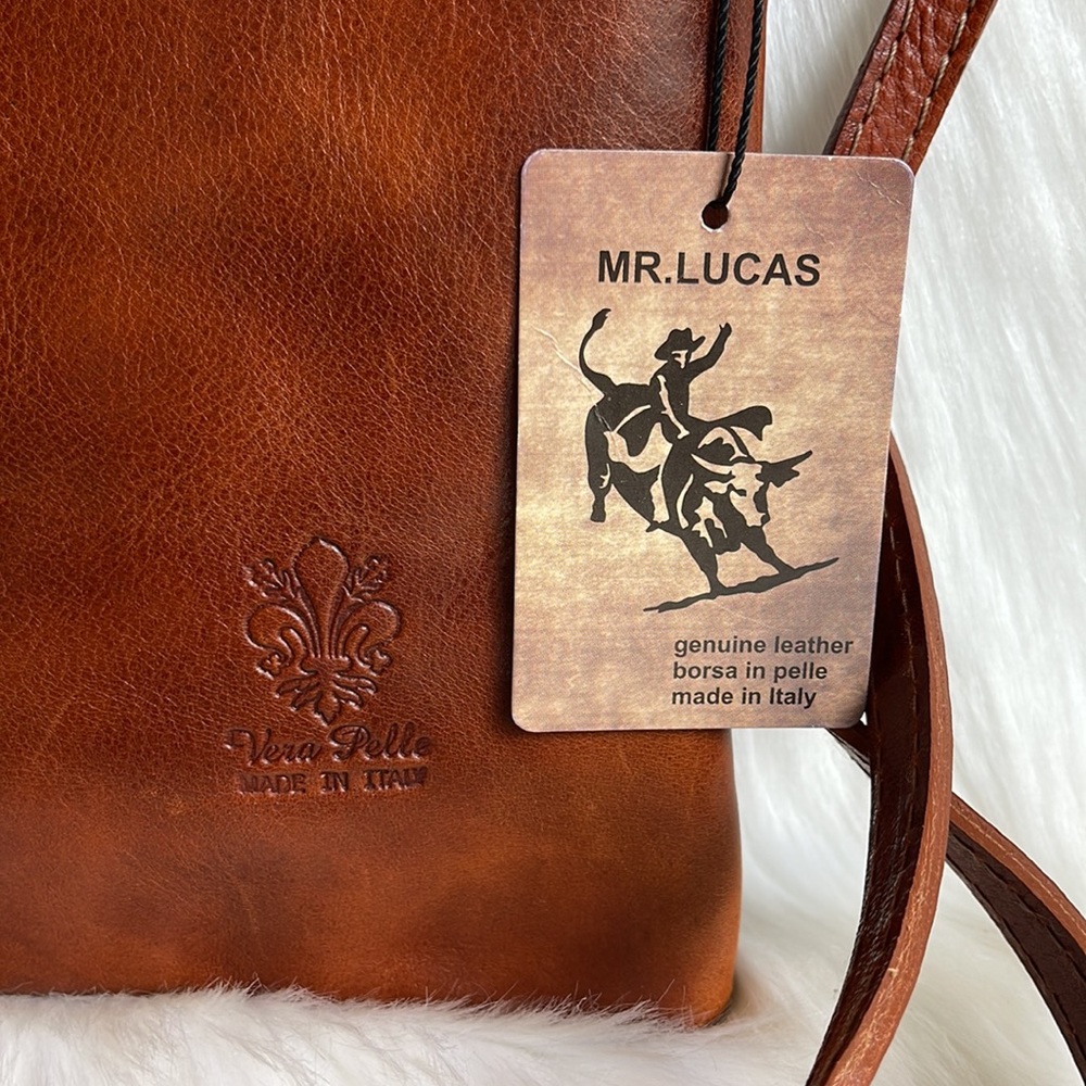 Vera Pelle Genuine Leather Crossbody New Without Tag 🏷️ - Picture 3 of 15